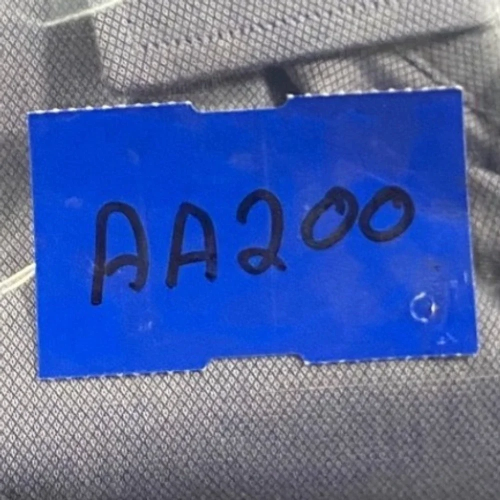 Tommy Hilfiger Mens Blue Regular Fit Stretch Wrinkle Resistant Shirt L 16-16.5 - Picture 7 of 7
